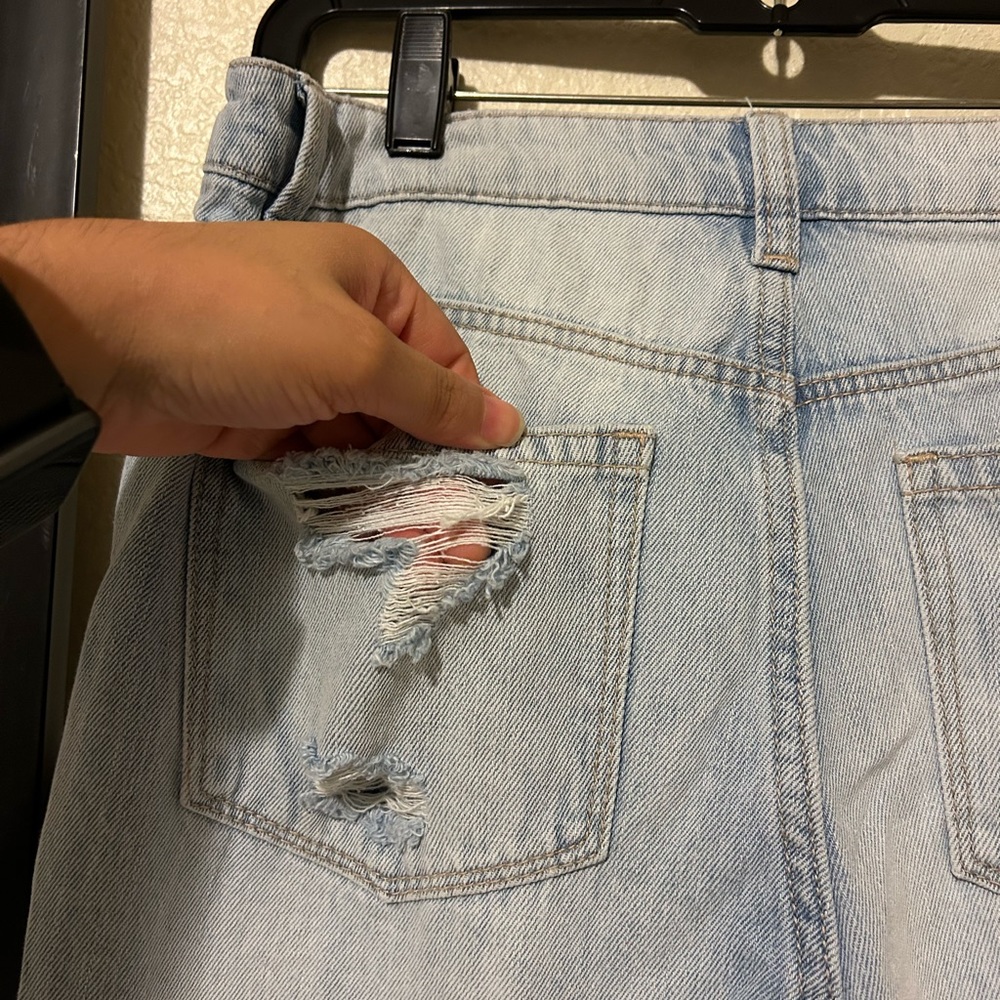 Jeans - Picture 4 of 7